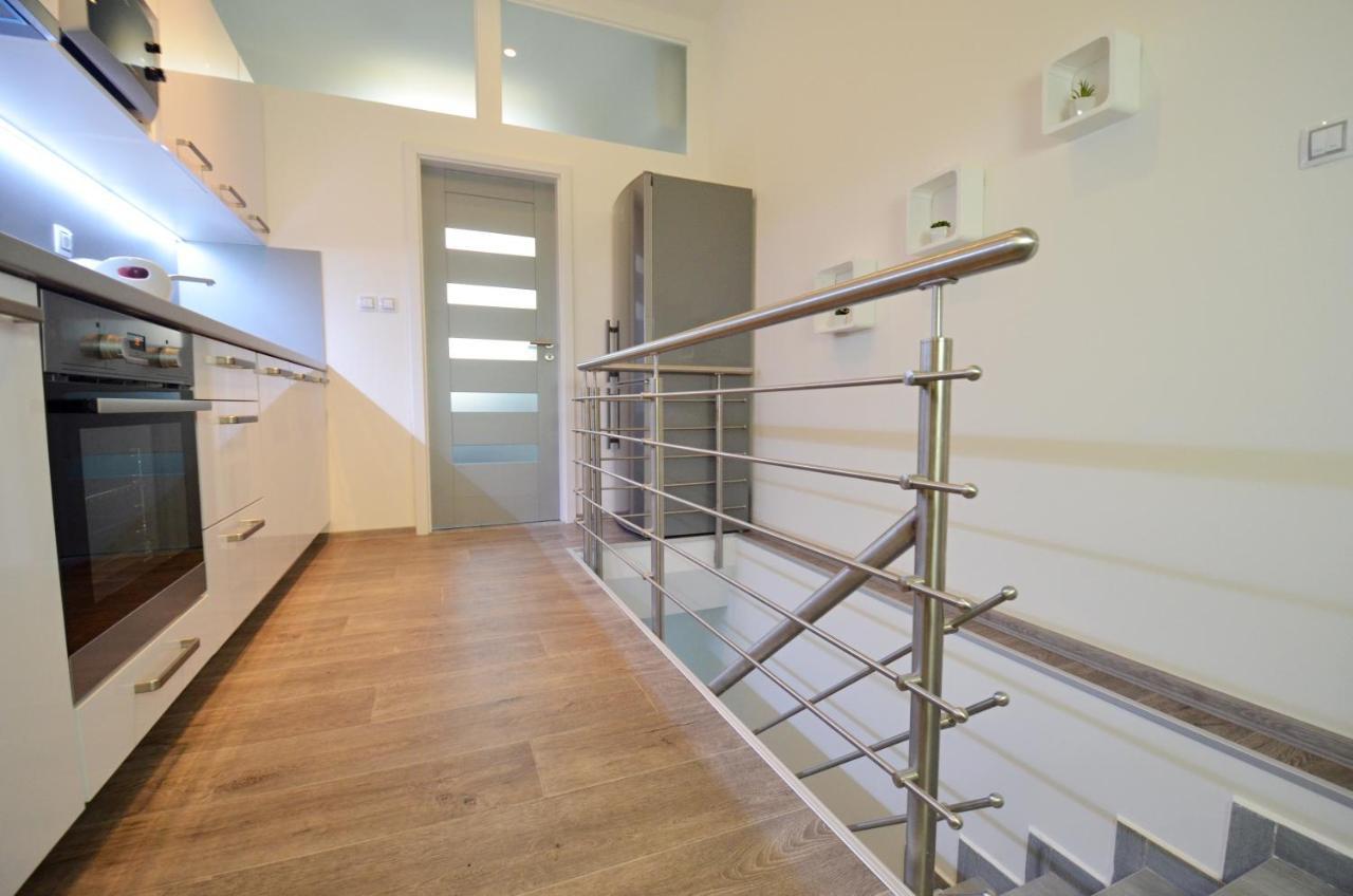 Apartmany Jizdarenska Karlovy Vary Exterior photo